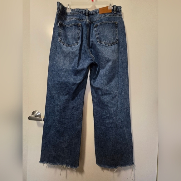 Princess Polly Blue Relaxed Jeans with Lived-In Look - Picture 4 of 13